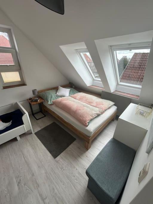 Gemuetliche Wohnung Mitten In Esens Exterior foto